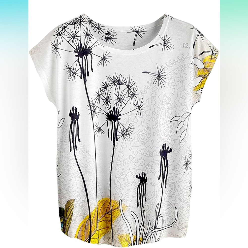 Woman’s Boho print summer tee size small